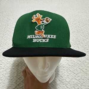 Mitchell & Ness Milwaukee Bucks Green Logo Bucks Snapback Hat